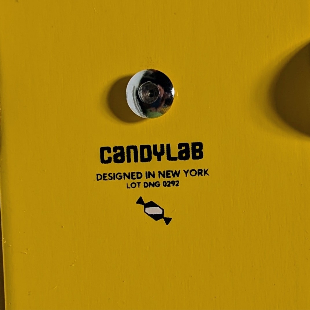 Candy Lab Hudson Taxi Wooden Car - Picture 9 of 9